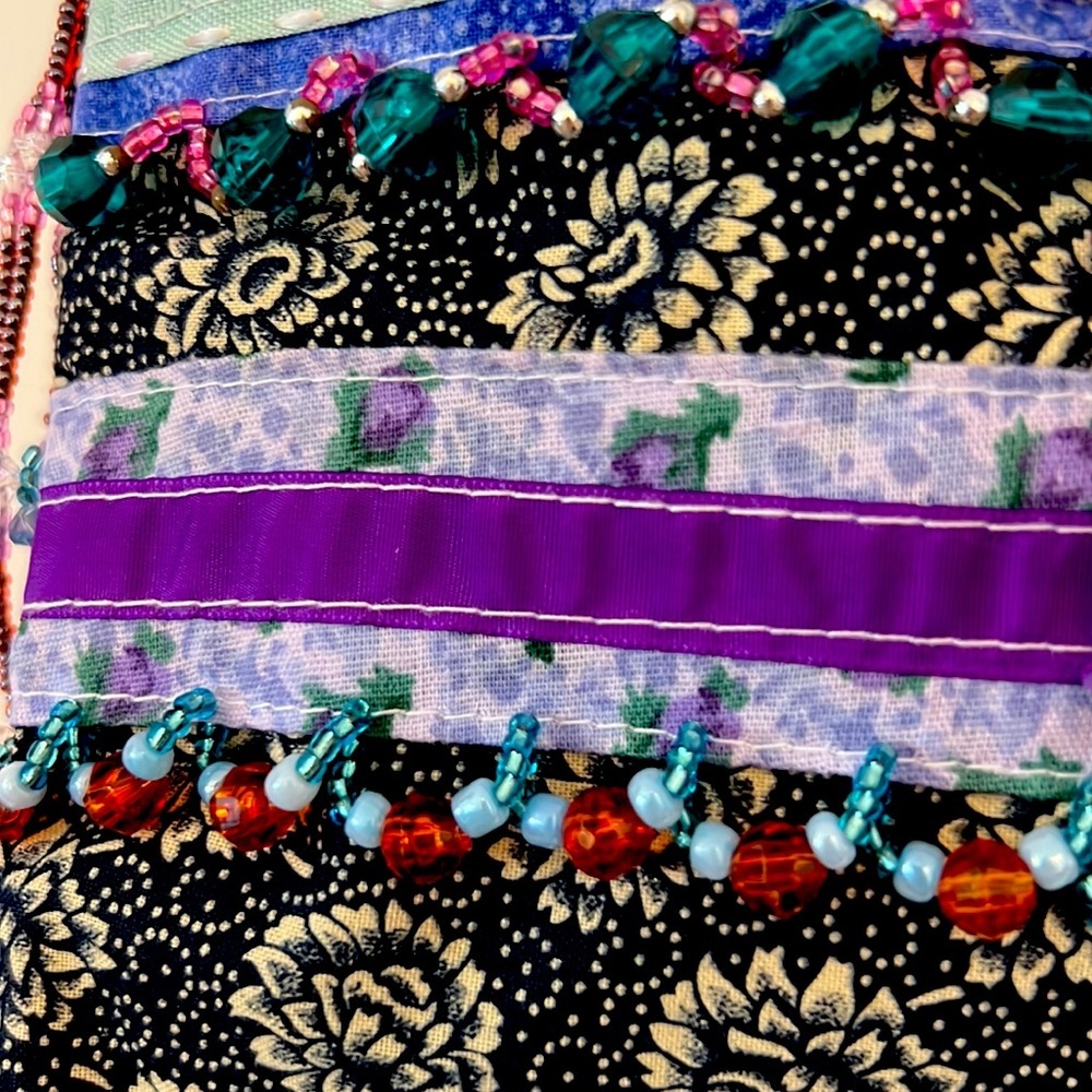 NWT vintage Square-shaped with tassels Handmade Hand-beaded in Aspen CO ROSETTES - Picture 9 of 15